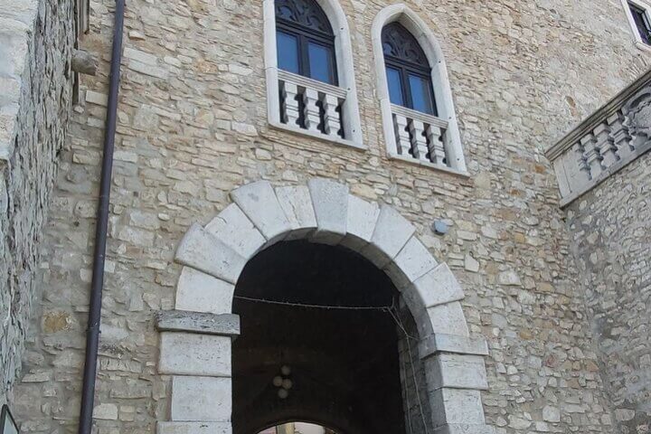 Il medioevo del palazzo ducale di Pietragalla
